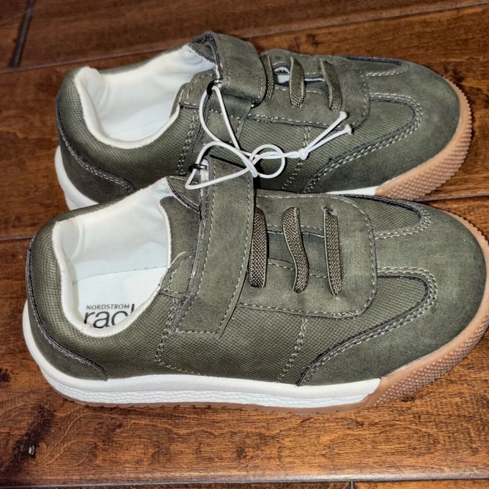 Olive Kids Sneakers with Velcro Straps - Picture 3 of 6